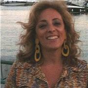 Docente abilitato impartisce lezioni di diritto ed economia politica